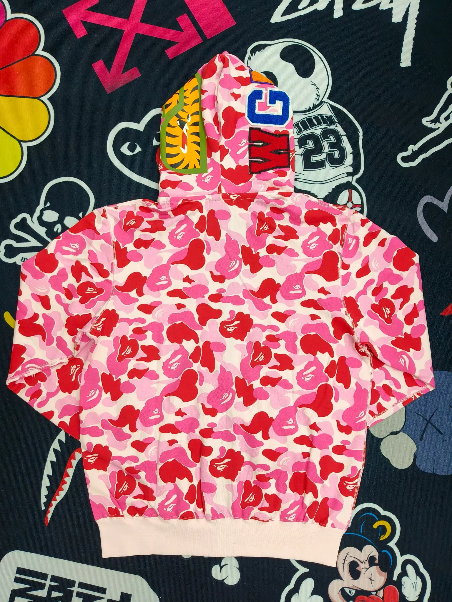XX 205 Bape Abc Double Hat Large Flower Camouflage Shark Customized fabric 1:1 Fine workmanship High version Couple model: S—XXL [Green Pink Blue]